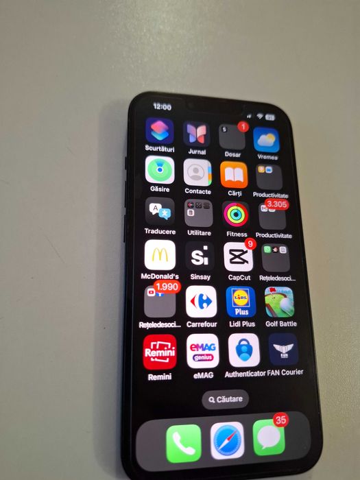 Vând iphone 13 in stare perfectă de functionare.