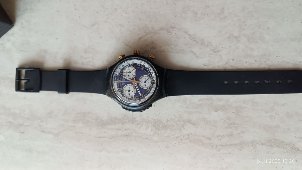 Ceas Swatch cu alarmă