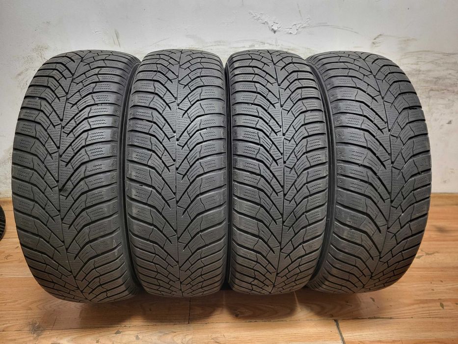 215/65/16 Kumho DOT22 / джип зимни гуми