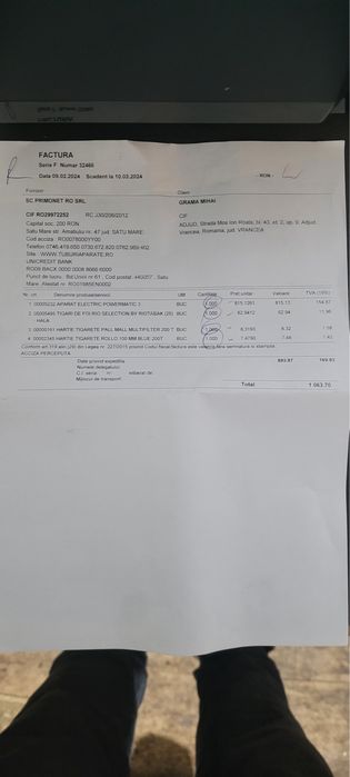 Aparat electric pentru rulat tigari