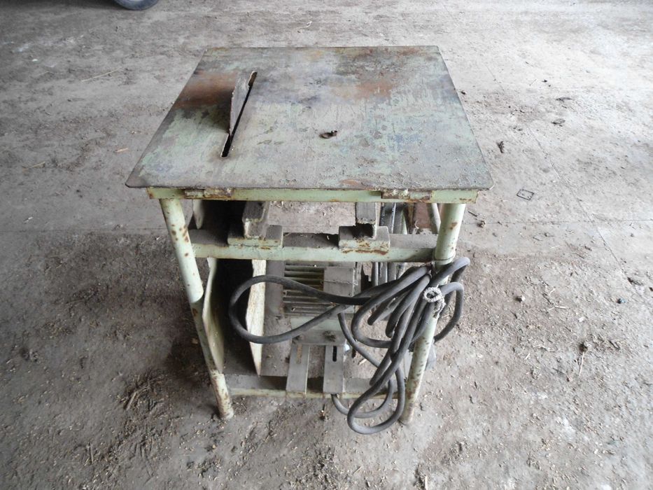 продавам трифазен циркуляр 2 , 2 кв
