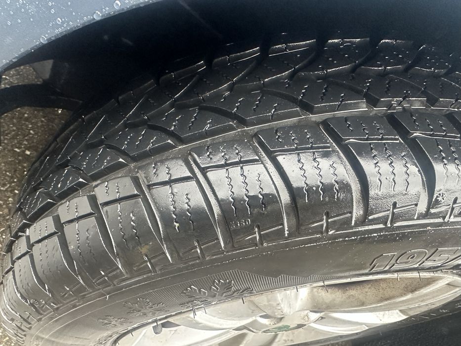 Roti originale Skoda cu anvelope de iarna