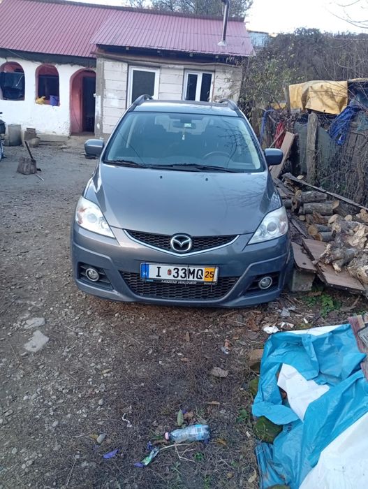 Vând Mazda 5 an 2010