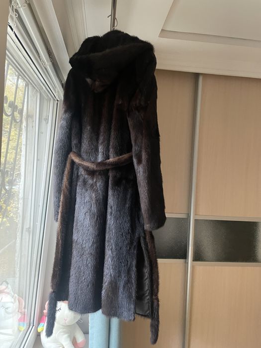 Продам норковую шубу р.40-42 (xs-s)