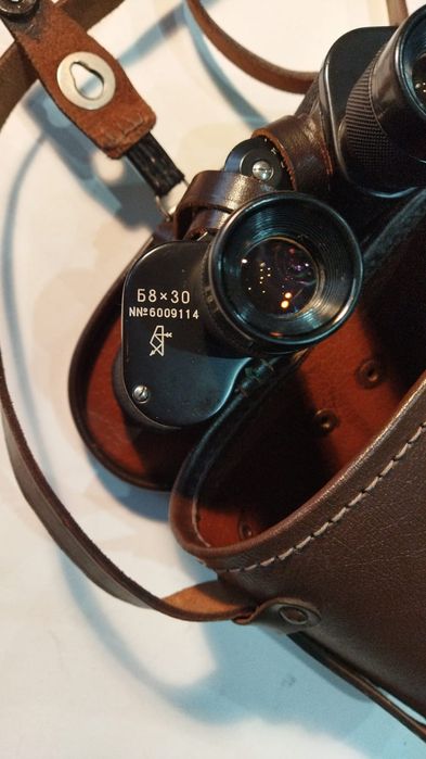 Бинокль Б8,12 военный советского периода