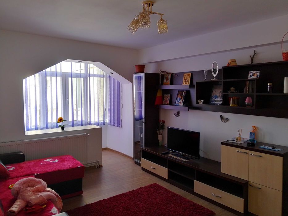 Închiriez Apartament in Boldești Scăieni cu 2Camere.