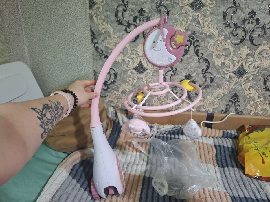 Детский мобиль на кровать