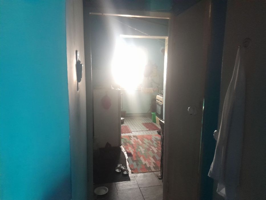 Космаботда 5 этажли курписда 4 чи этажинда 2 хонали квартира сотилоди