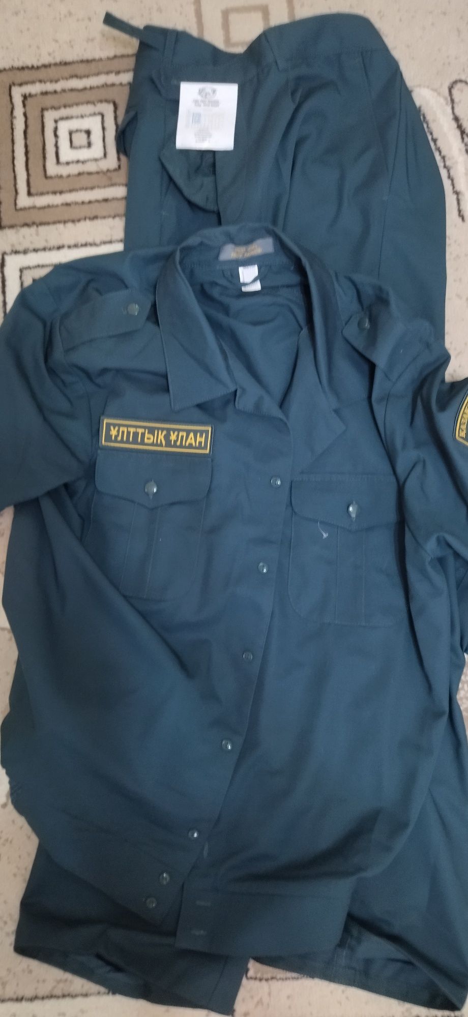 Продам офисную форму одежды