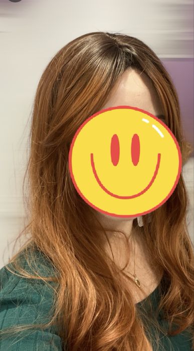 Перука в модерен цвят