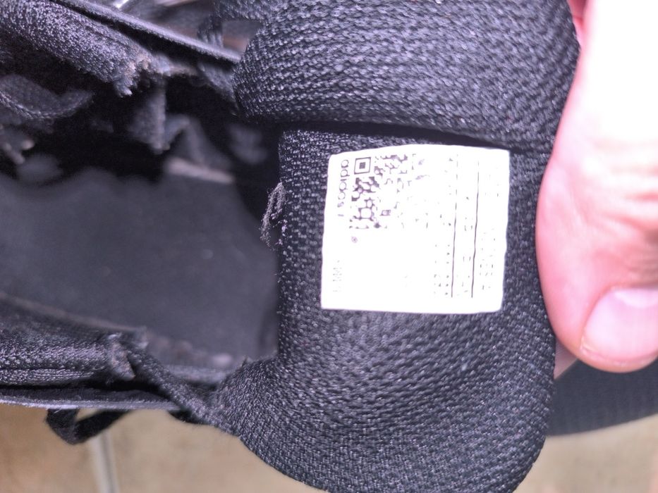 Адидас черни иншервни номер 46 Разпродажба