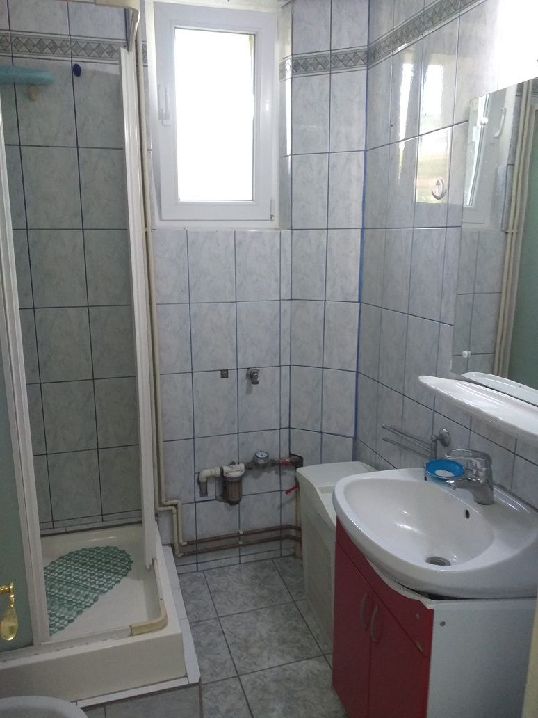 Închiriez garsonieră decomandata, ultracentral,aproape de Hotel Ramada