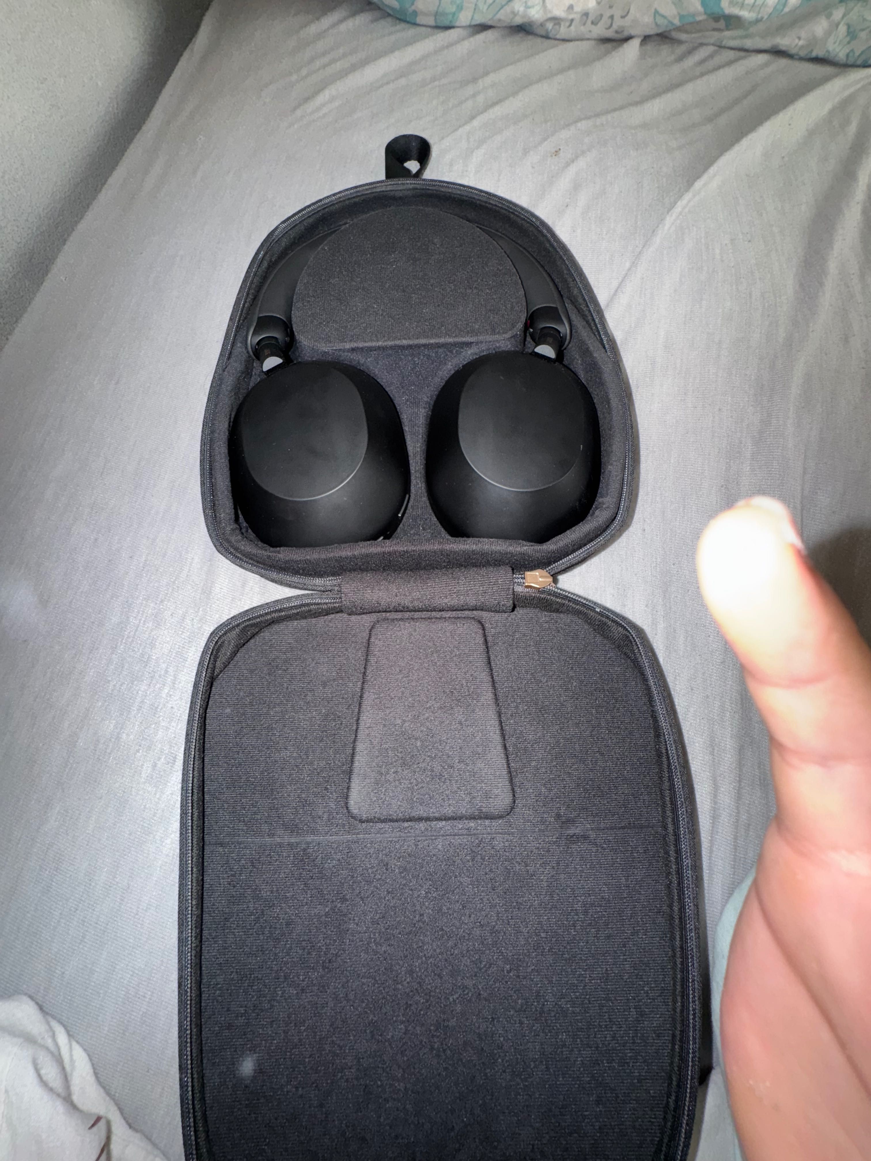 Headphones WH-1000XM5
