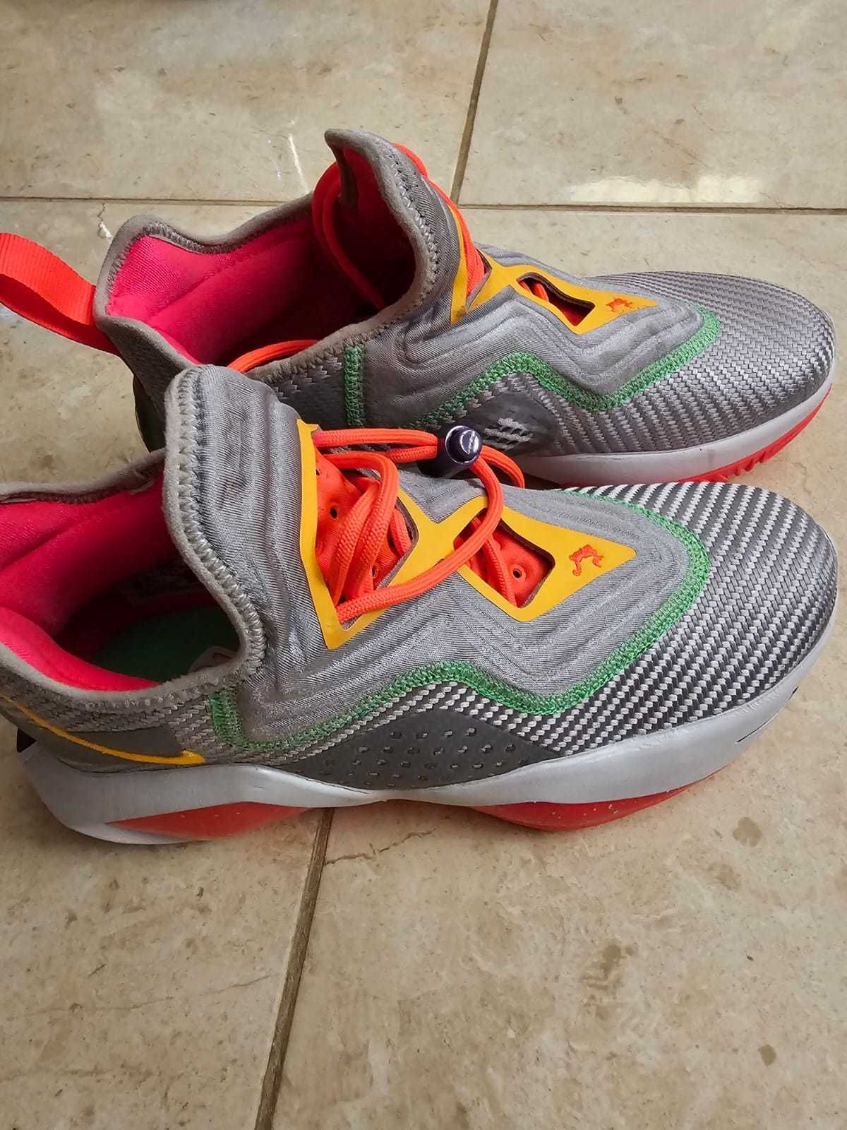 Nike ISPA și LeBron 37-38-39