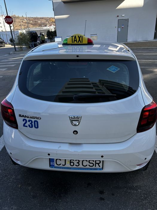 Dacia Sandero 2017 + autorizatie Firma fara datorii