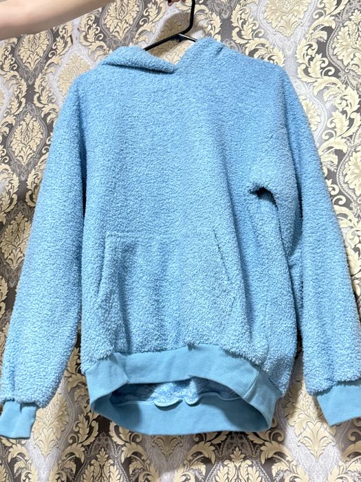 Толстовки продается