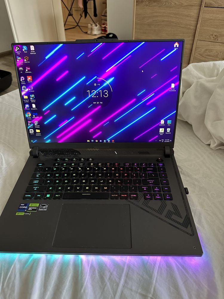 Laptop ASUS ROG g613j - i9 - RTX 4070 - 32 GB RAM