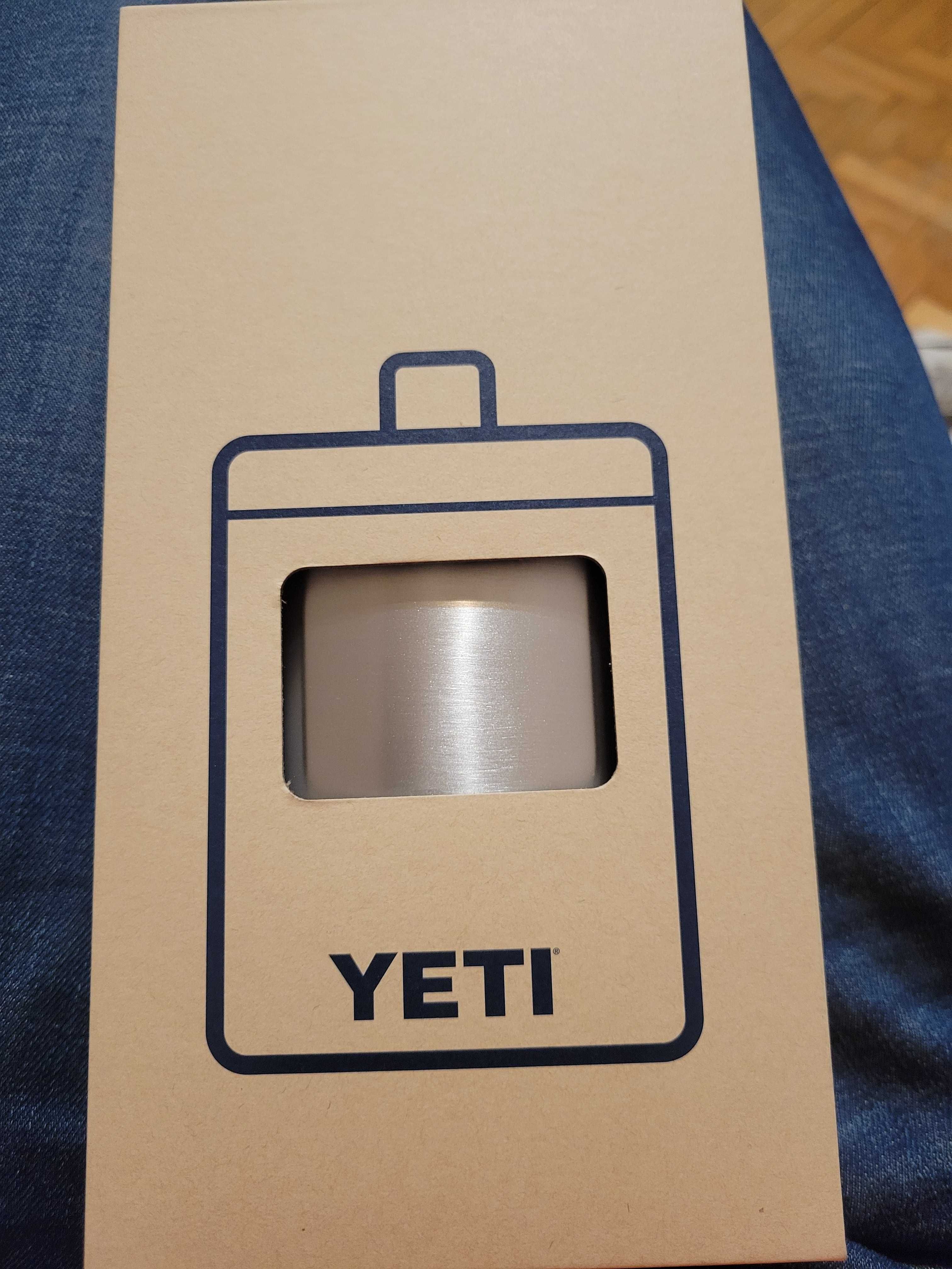 Yeti Патронче/Манерка/Бутилка за алкохол и други - уникална!