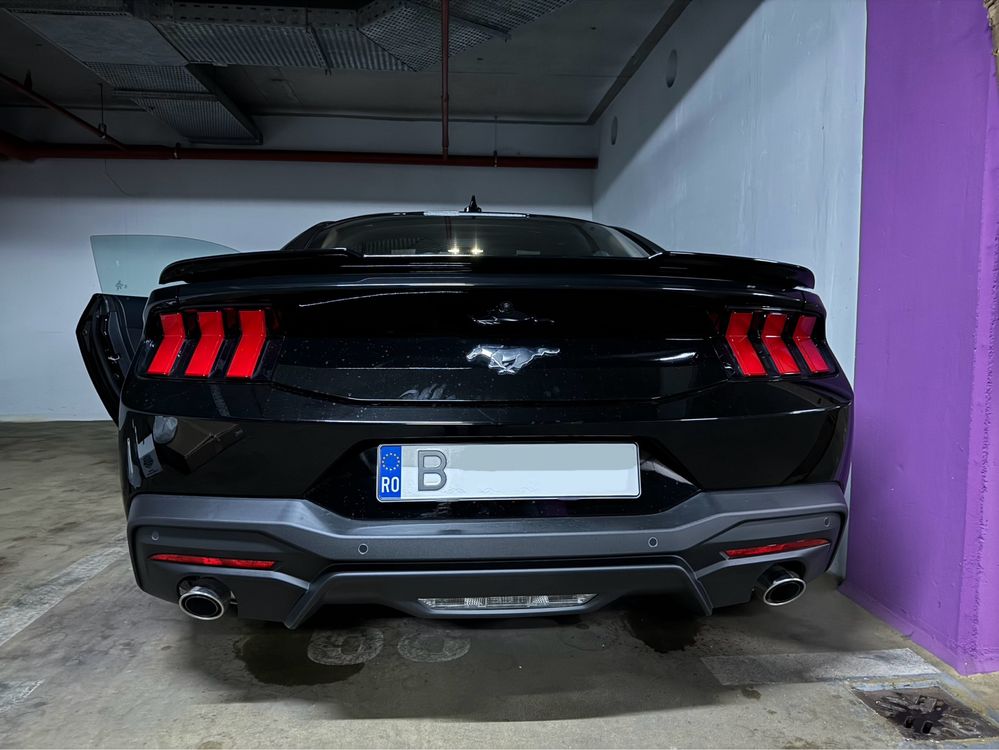 2024 Ford Mustang 4 CIL. - 2.3 LIT - 315 hp - 10+1 automata