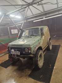 Suzuki samurai sj80