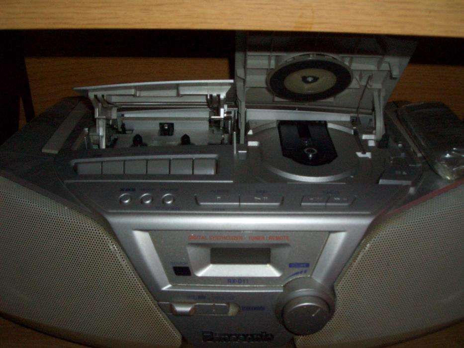Casetofon cu cd,casete,radio,telecomanda Panasonic (schimb)