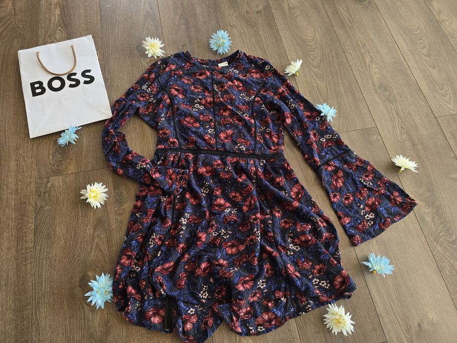 Дамски     рокли