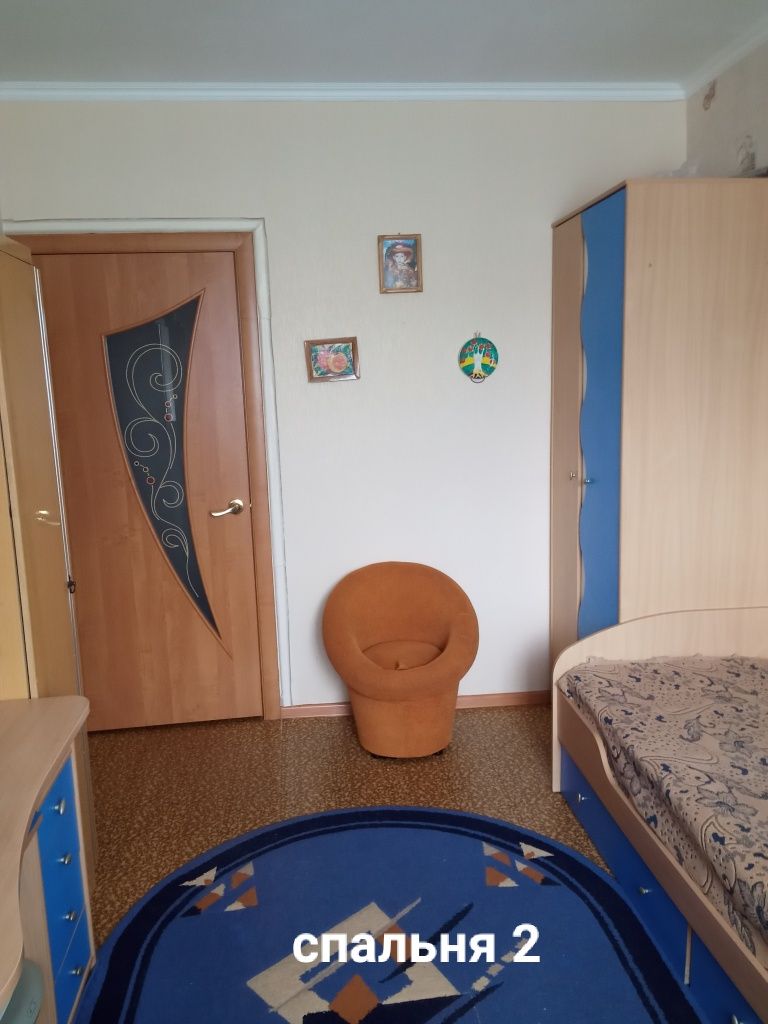 Продам 3 комнатную квартиру 7 мкр дом 30