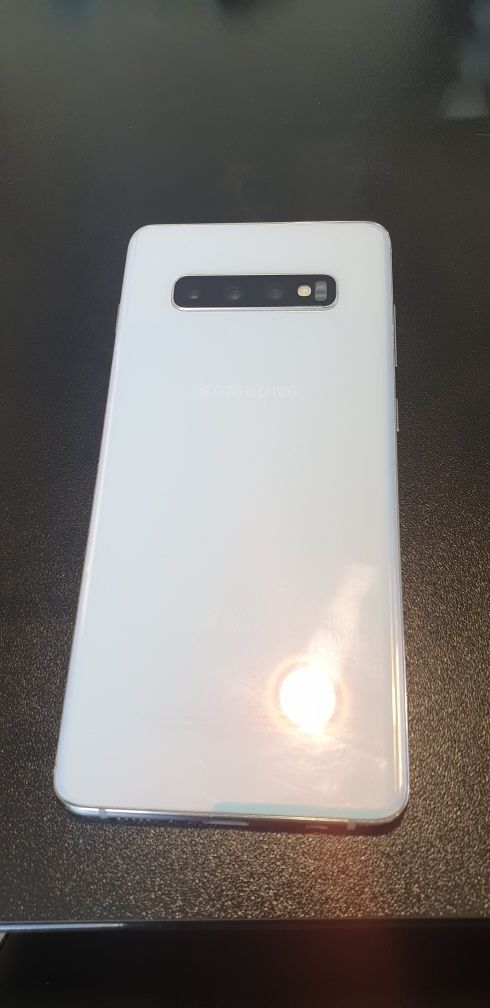 Samsung galaxy S10+