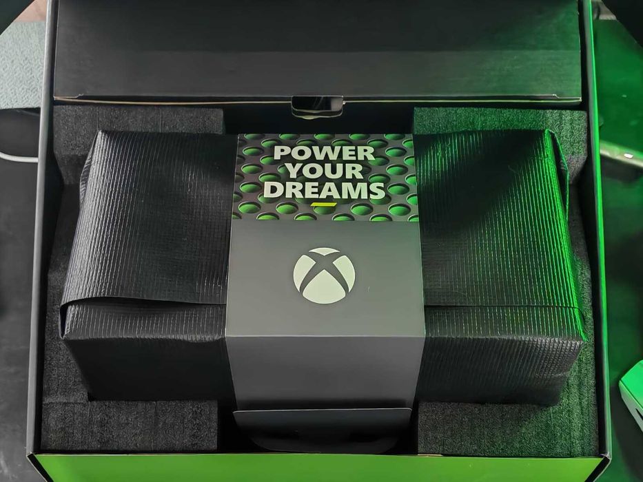 Consola Microsoft Xbox Series X, 1TB, Negru