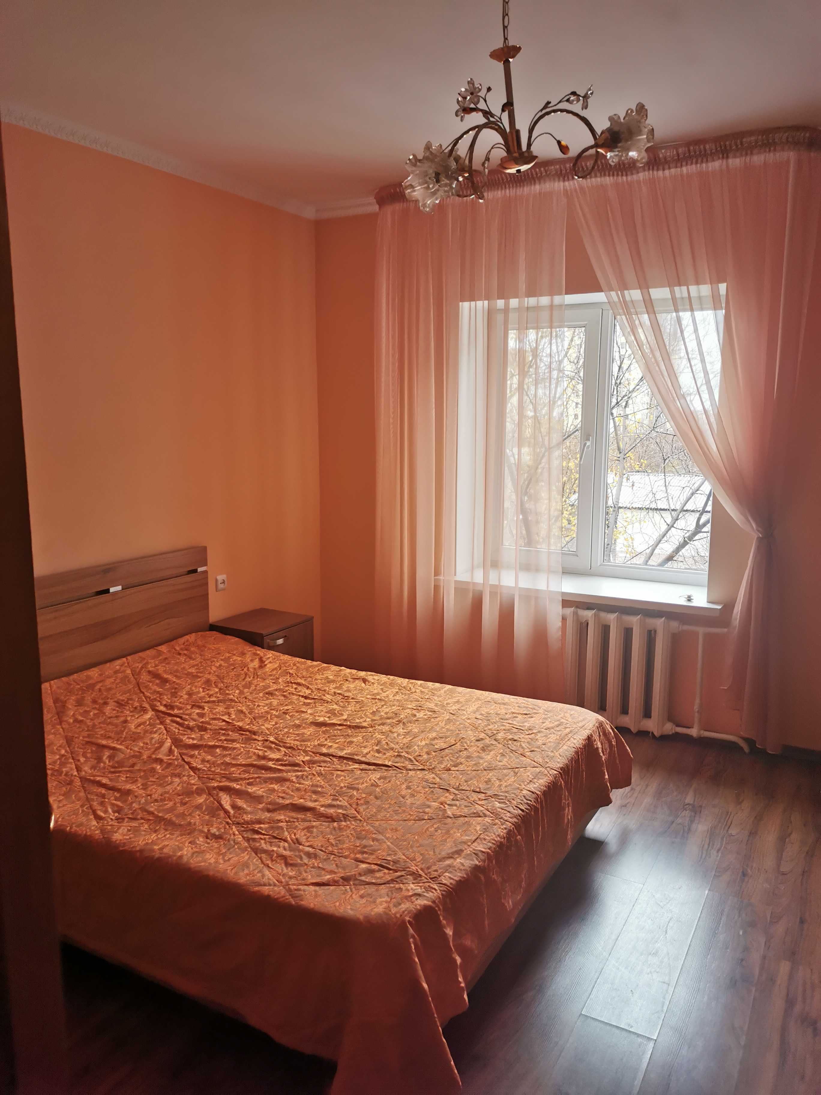 Матрас б/у 2м*1,6м*20см