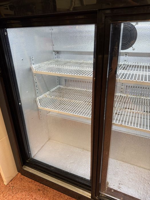 Лот хладилници за бар заведение