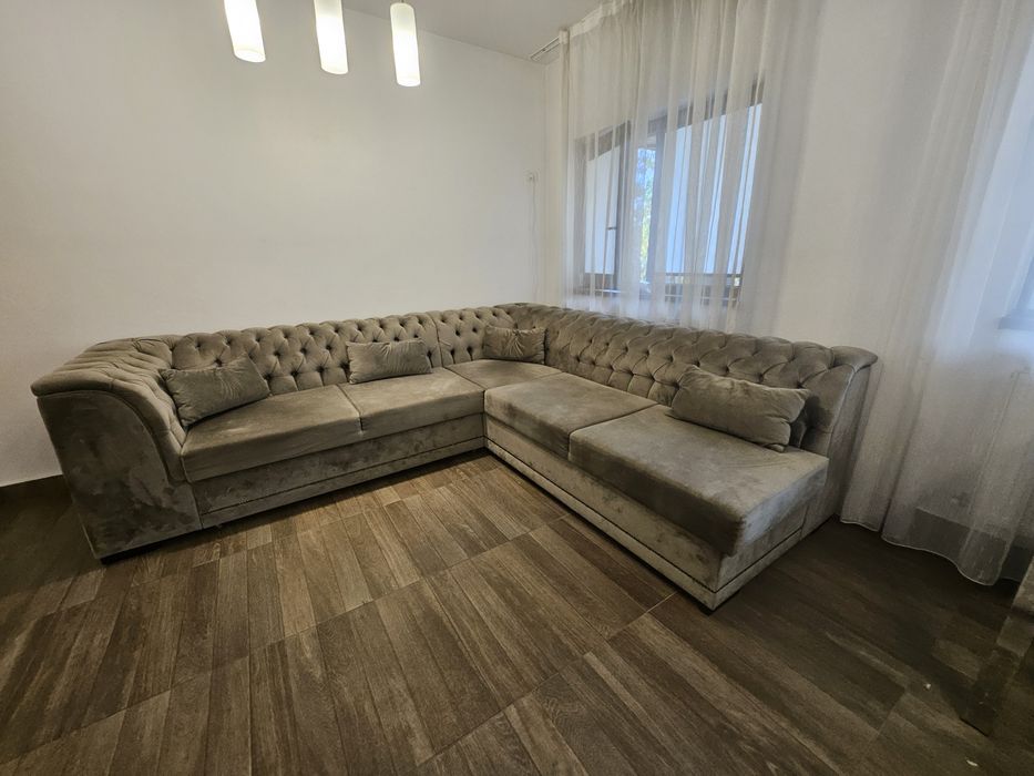 Vând canapea și pantofar