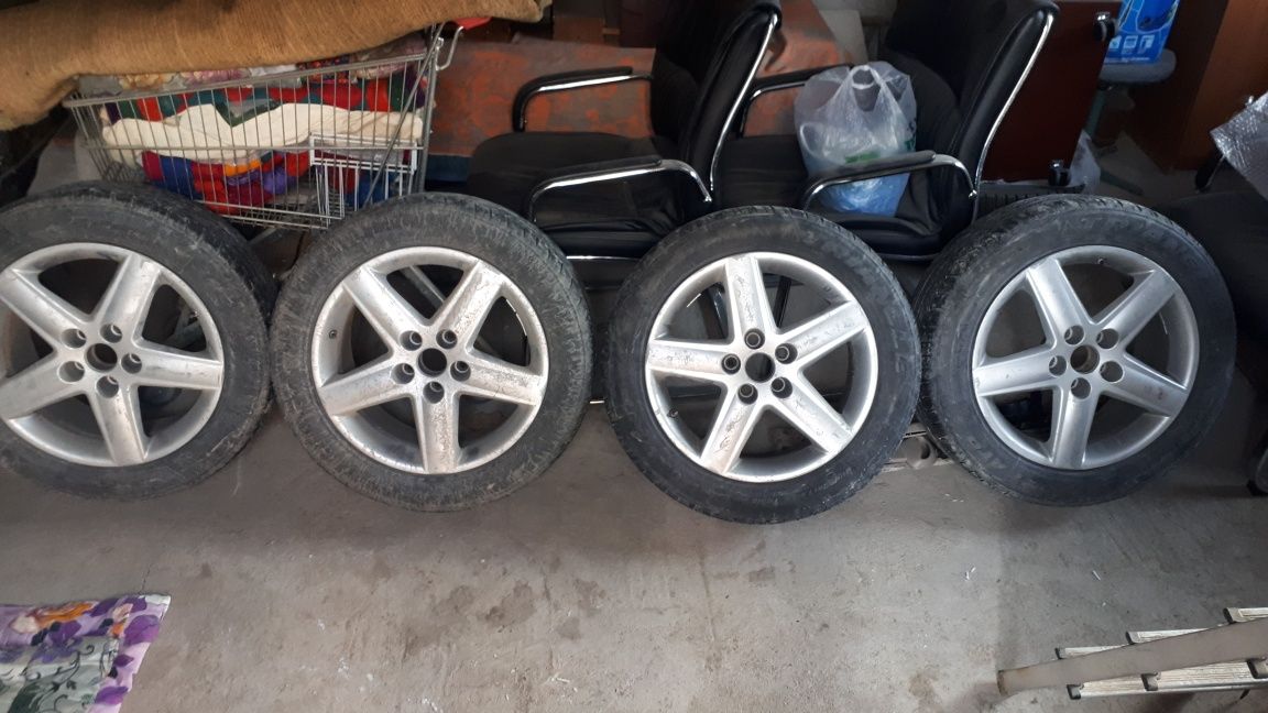 Комплект дисков с летней резиной 215/55 R17