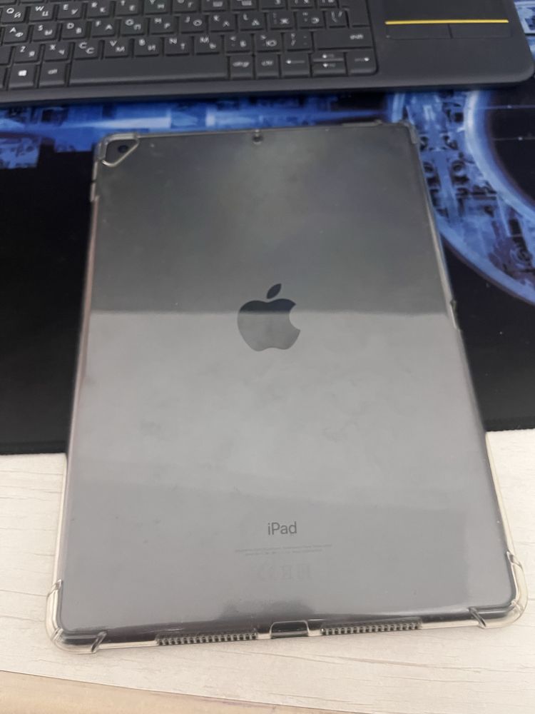 Ipad 9  на 64 гб
