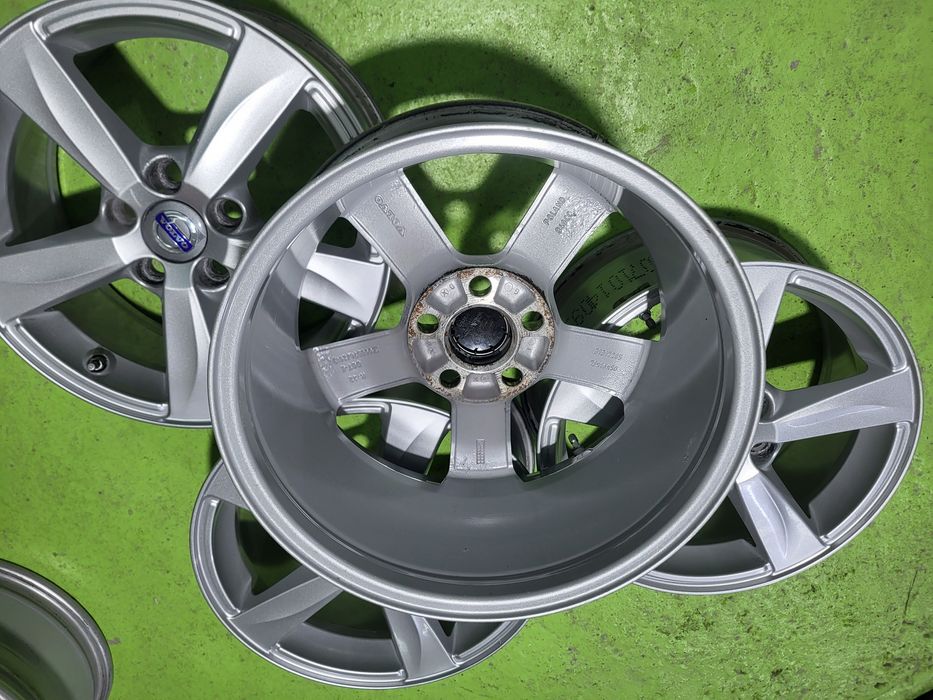 16 5x108 Volvo лети джанти 5х108 волво