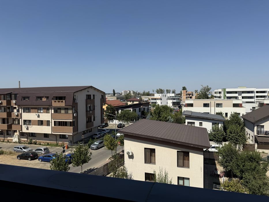 Apartament tip studio – spațios, luminos, balcon mare