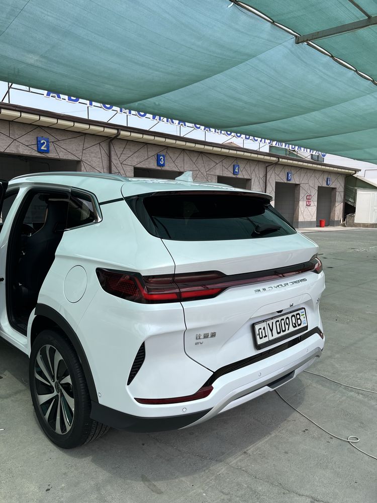 Byd champion elektromobil 605 talik