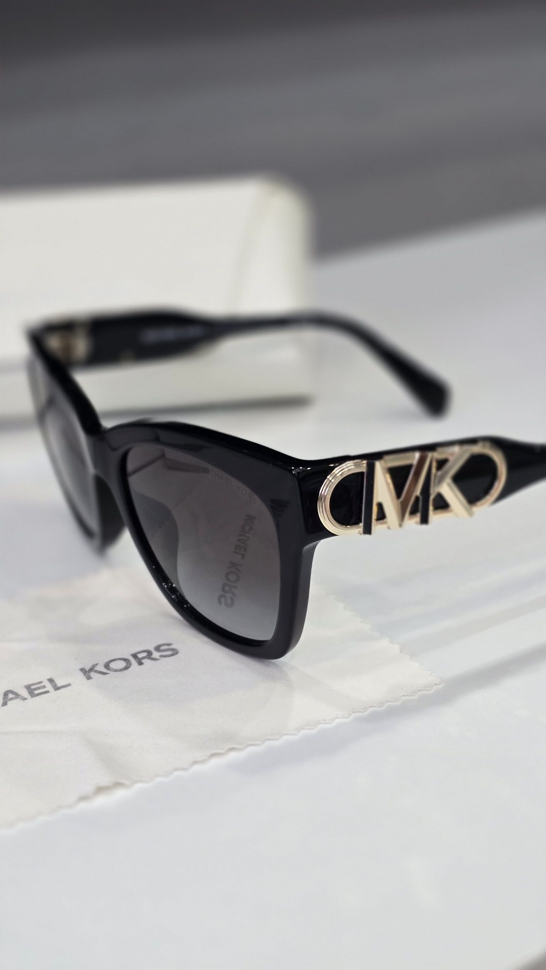 Слънчеви очила Michael Kors