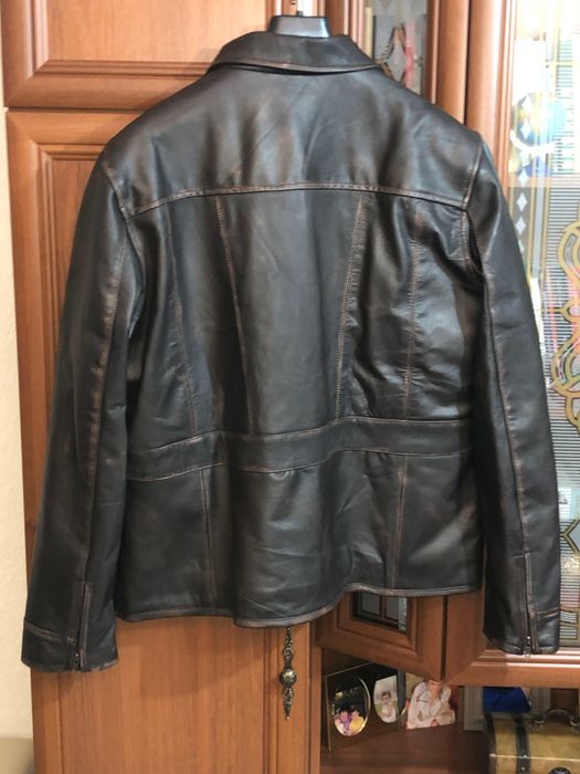 Мъжко яке тип ,, bummer”от естествена агнешка кожа в ретро стил.