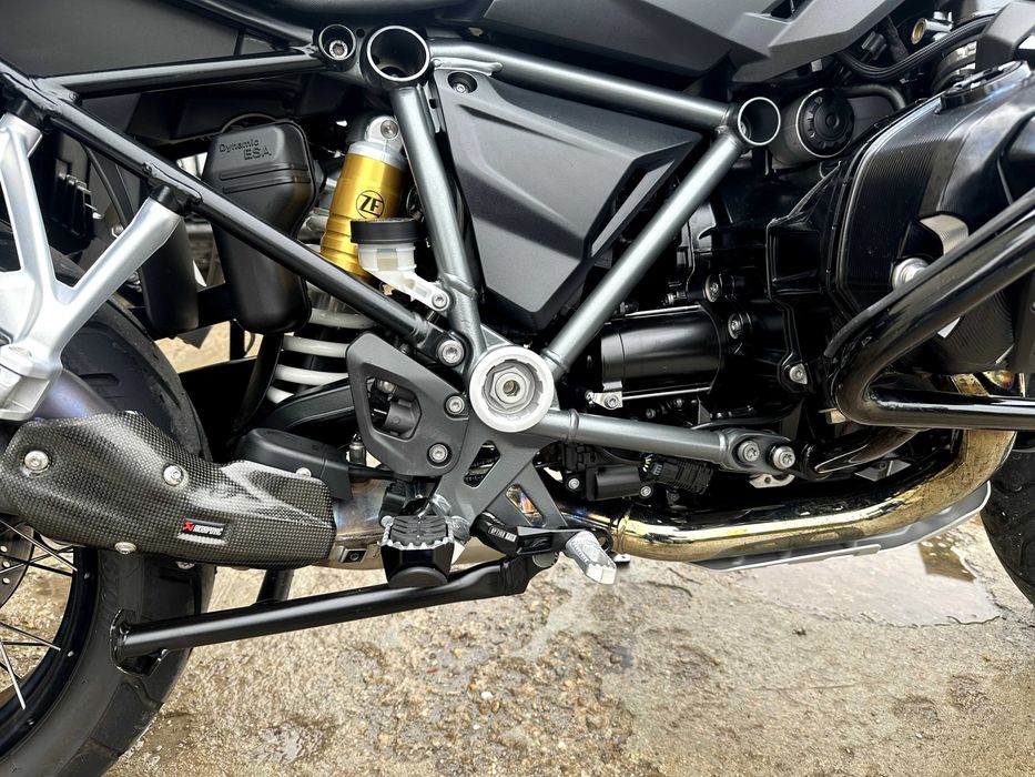 BMW R1250 Stil Triple Black -Ultimate Edition