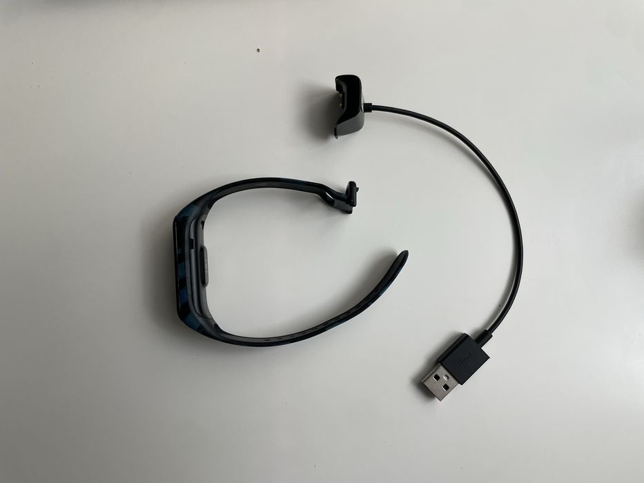 Brățară Samsung Galaxy Fit 2 + încărcător, funcțională