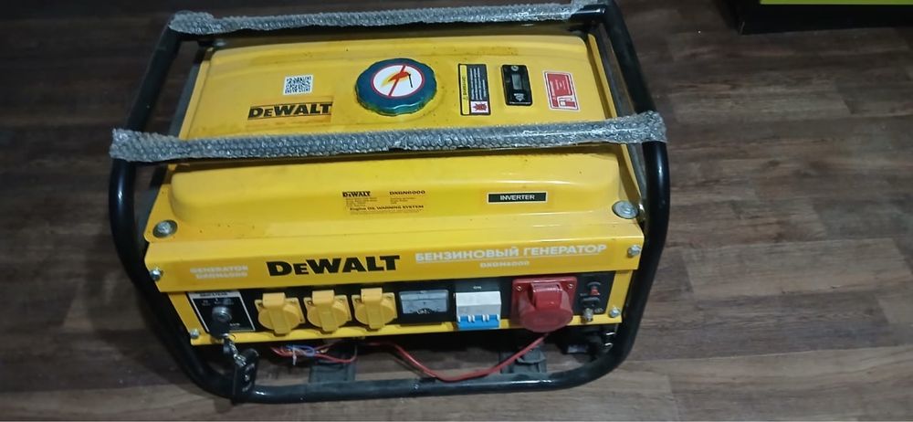 Генератор DEWALT 5.5 кВт новый