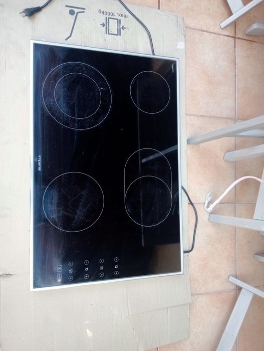 Miele KM6520 Plita ceramica  Germana Premium clasa AAA Moderna