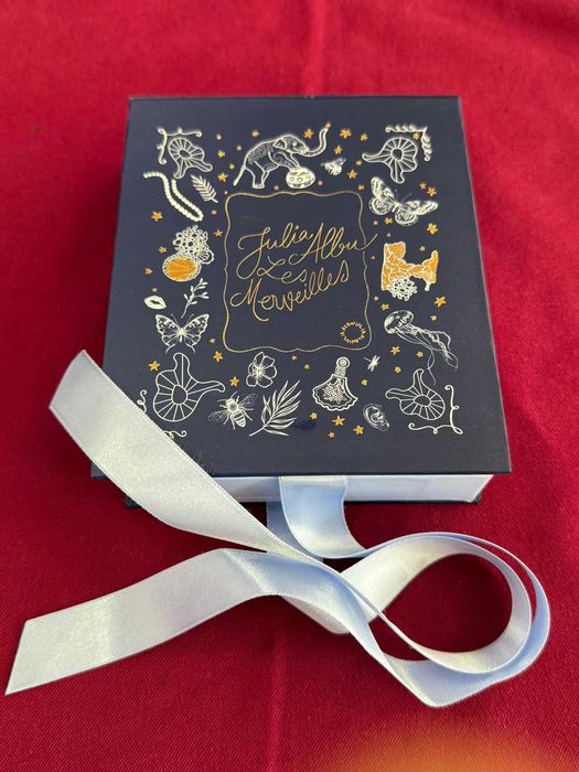 Cercei fabuloși marca Iulia Albu