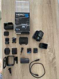 GoPro Hero5 Black 4k / 2 baterii orginale / accesori/ cutia originala