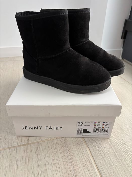 Vand UGG uri dama marca Jenny , negru, marimea 35, stare foarte buna