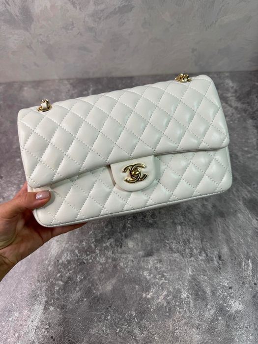 Нова чанта chanel бяла