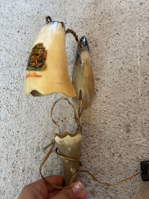 Lampa veioza din corn