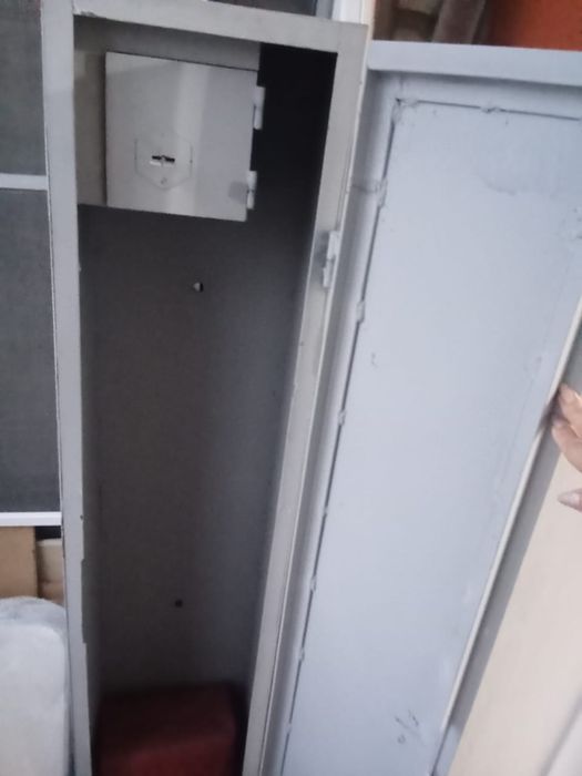 Продам сейф железный