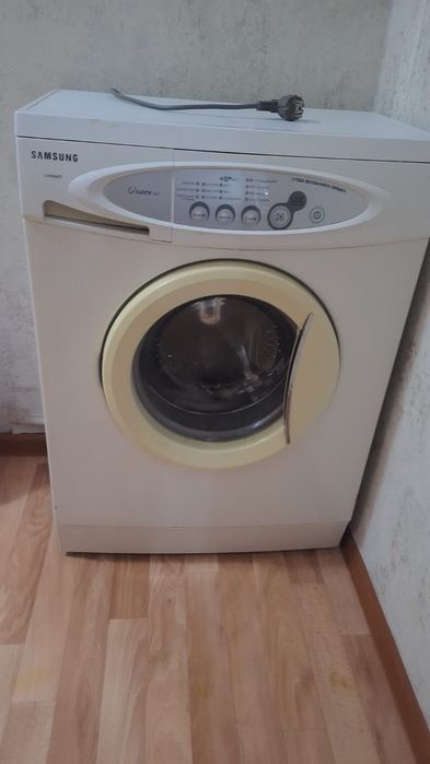 отдам стиральную машинку